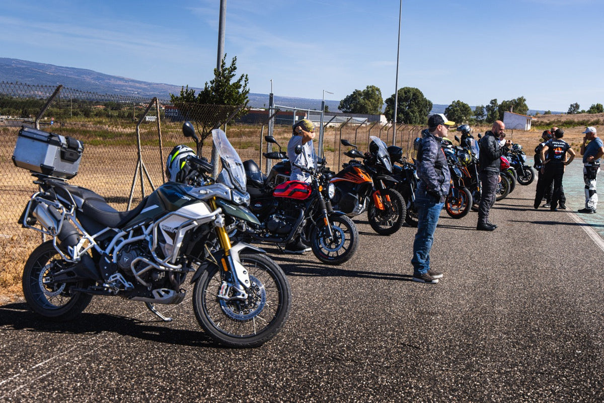 Moto in autunno: le regole per continuare a guidare sicuri