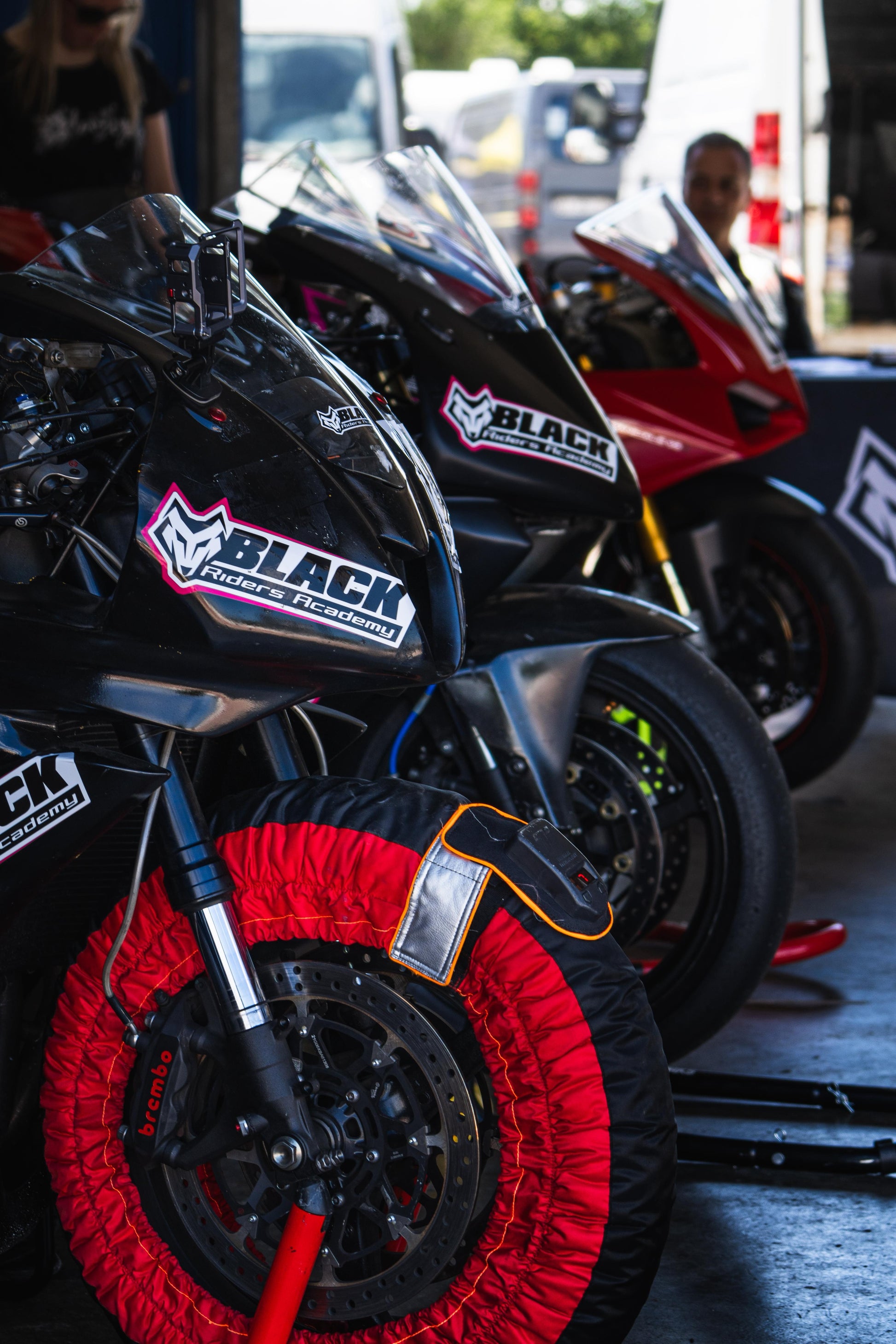 Box intero x8 moto